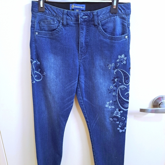 Women's Democracy Flower Embroidered AB Solution Ankle Jeans Size 8 P - Picture 7 of 12